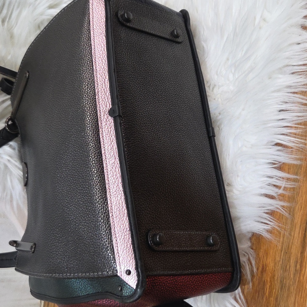 💜🔹️Coach 🔹️Dreamer 36 In Metallic Colorblock Pebble Leather Tote Rare Bag - Picture 11 of 15